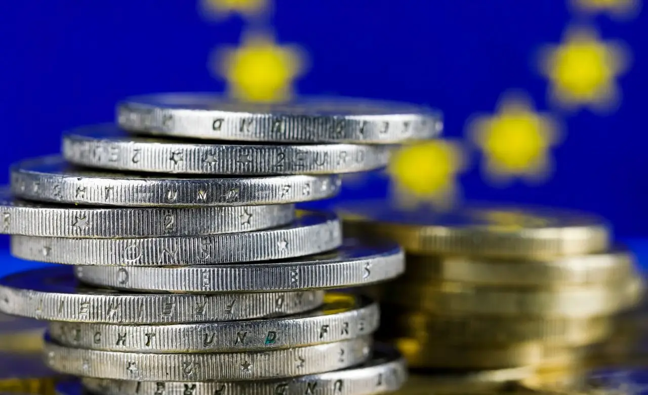 Come funzionano i fondi europei per i comuni: come possono beneficiarne anche i cittadini Come funzionano i fondi europei per i comuni: come possono beneficiarne anche i cittadini