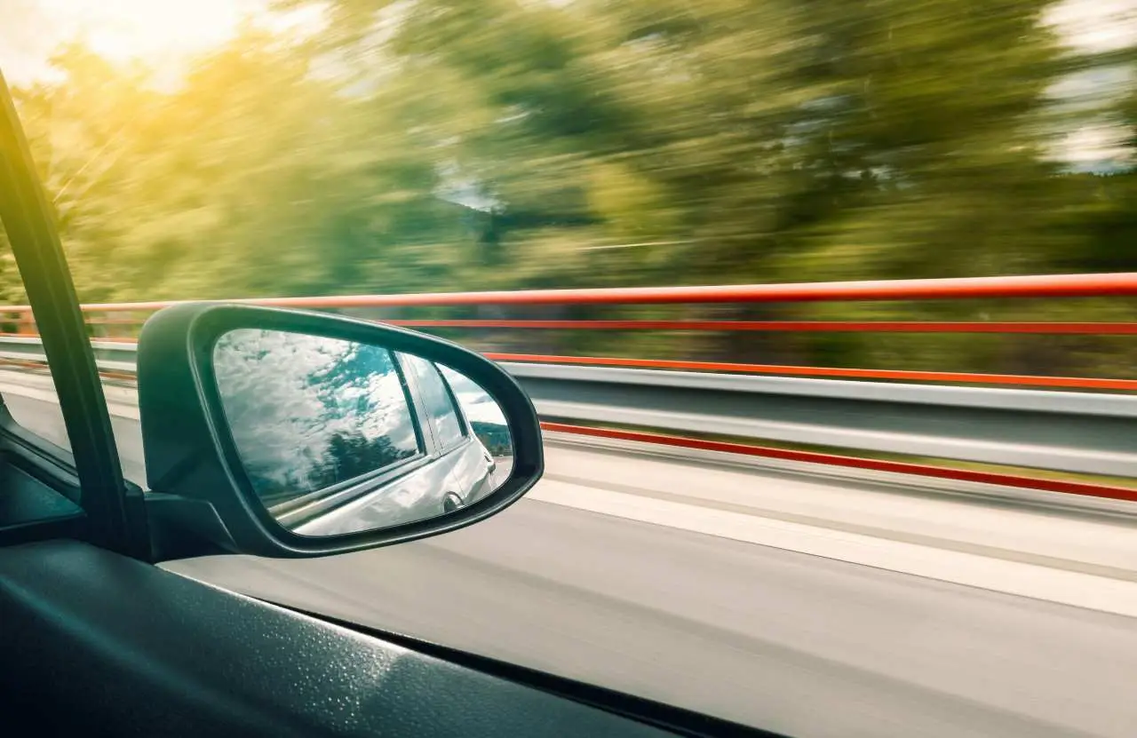Autostrada, addio ai 130 km/h: la nuova tecnologia cambia i limiti di velocità