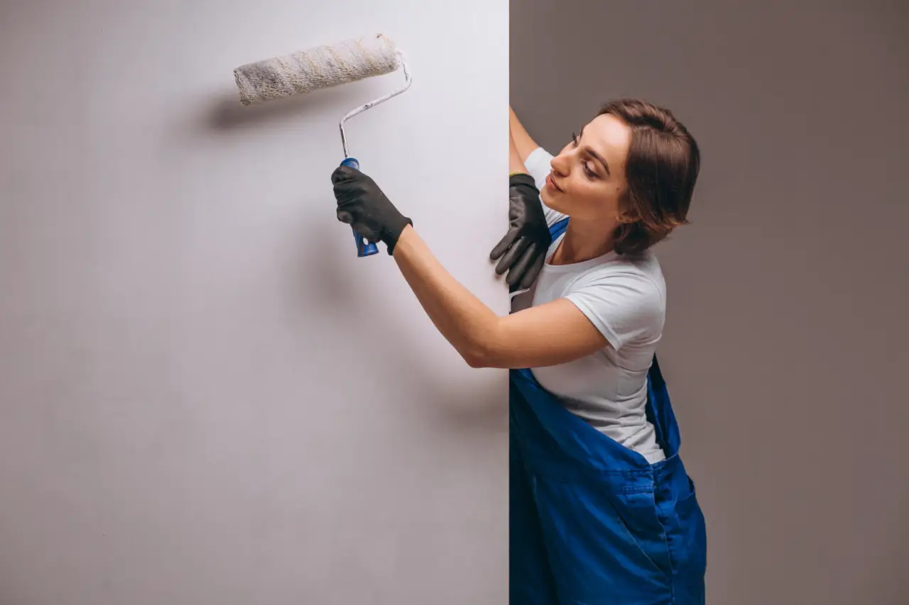 Pareti effetto wow senza fatica: ecco il trucco per dipingere anche con il gotelé Immagine selezionata