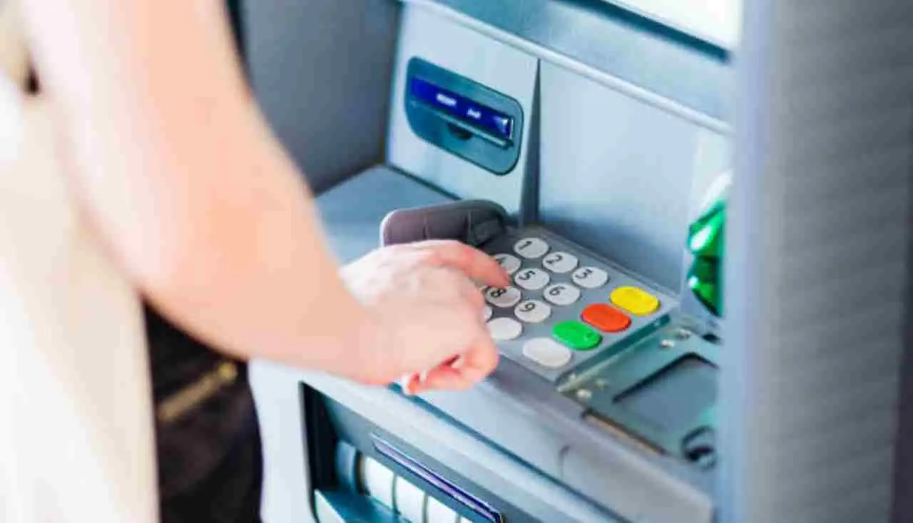 Bancomat superato? Il metodo alternativo per ottenere contanti senza prelevare Immagine selezionata