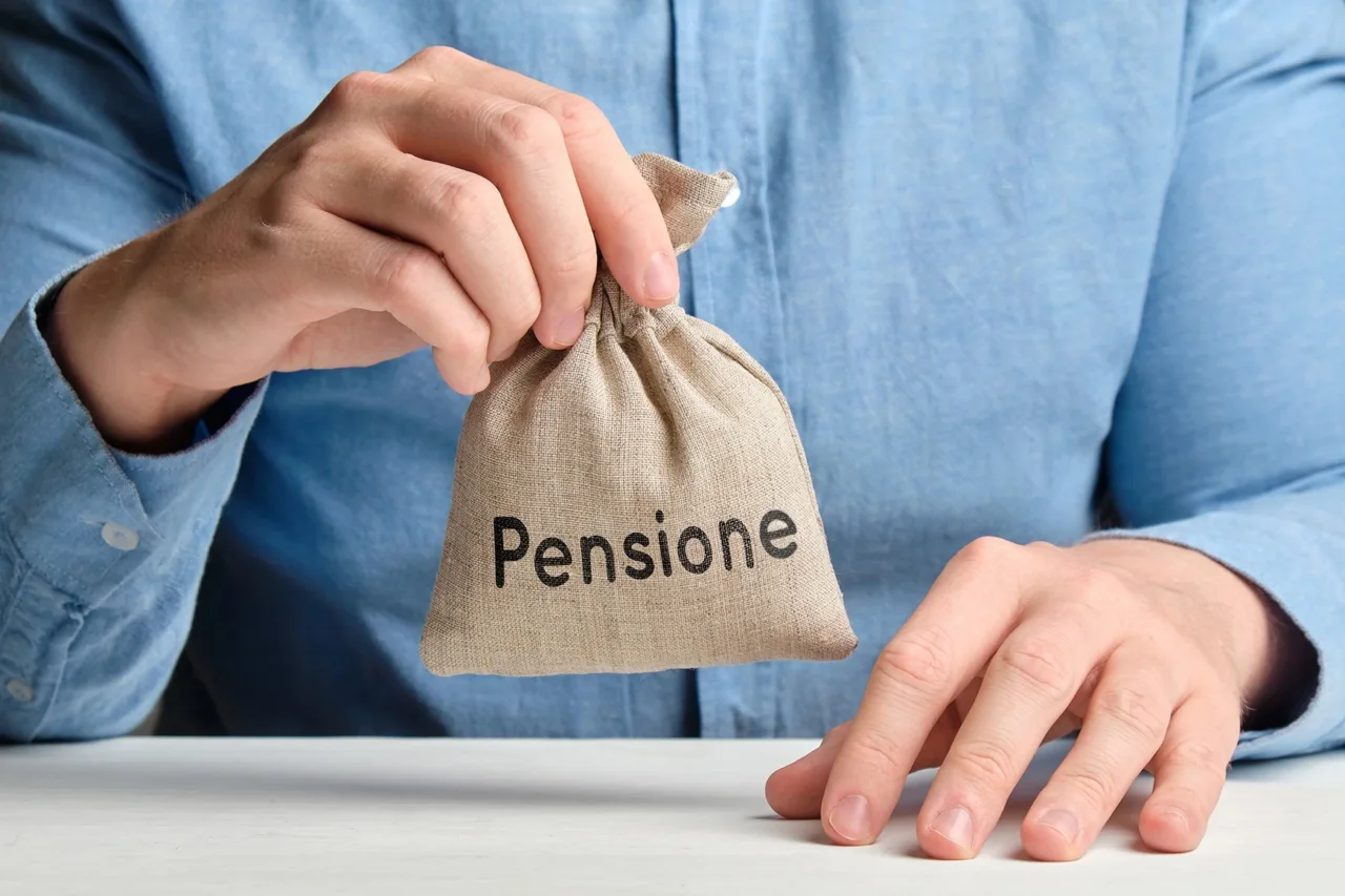 Pensioni: arriva il maxi-rimborso per i ritardi, ecco quando riceverai i tuoi soldi Immagine selezionata